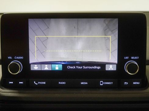 Used 2023 Honda Accord EX image 29