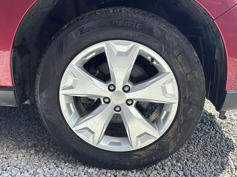 Used 2016 Subaru Forester 2.5i Premium w/ All-Weather Package AWD/4WD image 8