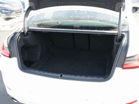 Used 2025 BMW 330i xDrive Sedan image 30