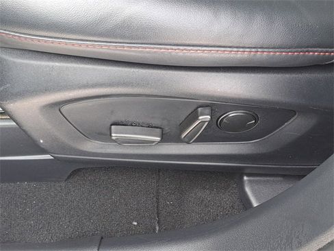 Used 2025 Ford Explorer ST-Line image 23