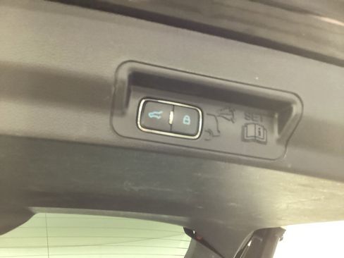 Used 2023 Ford Explorer XLT w/ Equipment Group 202A AWD/4WD image 35