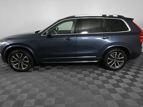 Used 2018 Volvo XC90 T6 Momentum w/ Convenience Package AWD/4WD image 3