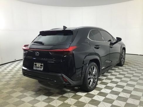 Used 2022 Lexus UX 250h F Sport image 7