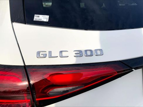 New 2026 Mercedes-Benz GLC 300 4MATIC image 19