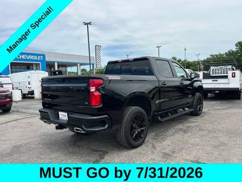 Used 2025 Chevrolet Silverado 1500 LT Trail Boss w/ Convenience Package II AWD/4WD image 3