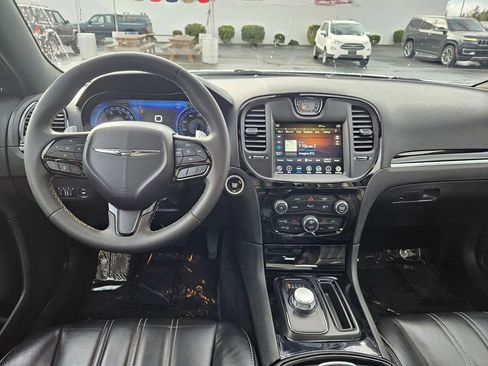 Used 2023 Chrysler 300 S image 27