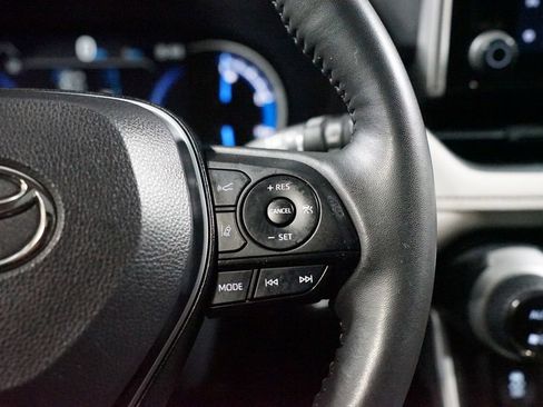 Used 2024 Toyota RAV4 XLE w/ Convenience Package image 13