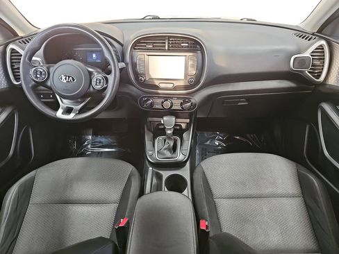 Used 2020 Kia Soul LX FWD image 9
