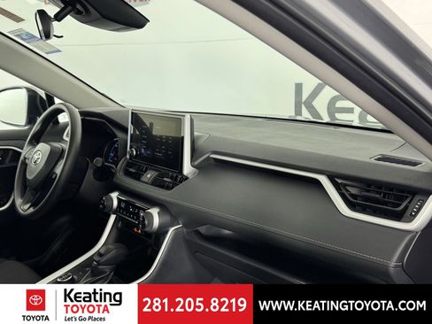 Certified 2025 Toyota RAV4 XLE image 22