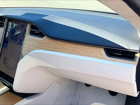 Used 2018 Tesla Model S 75D image 19