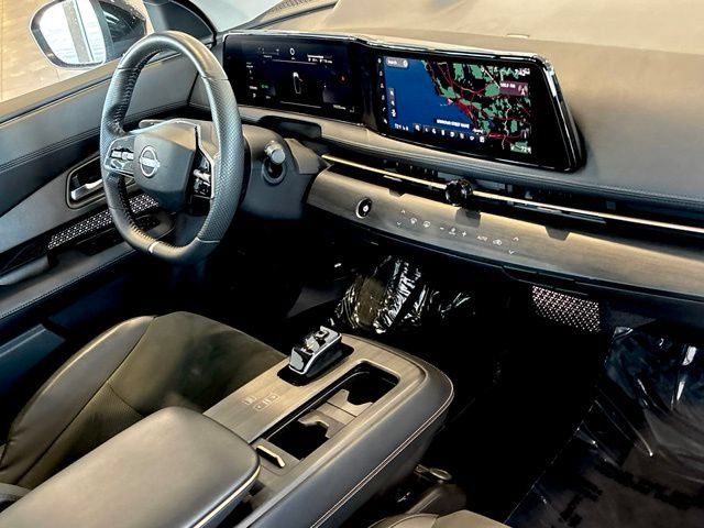 Used 2024 Nissan Ariya AWD image 36