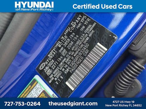 Certified 2024 Hyundai Elantra SEL w/ Convenience Package image 13