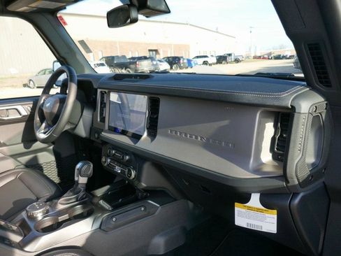 New 2025 Ford Bronco Outer Banks image 10