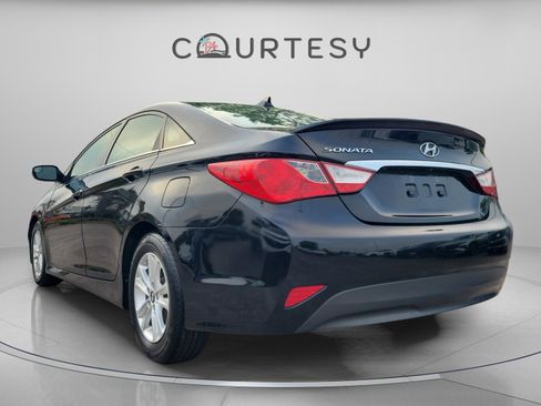 Used 2014 Hyundai Sonata GLS w/ Popular Equipment Group 2 image 2