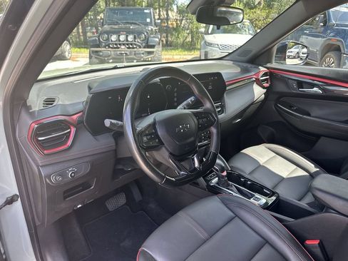 Certified 2024 Chevrolet TrailBlazer RS FWD image 10