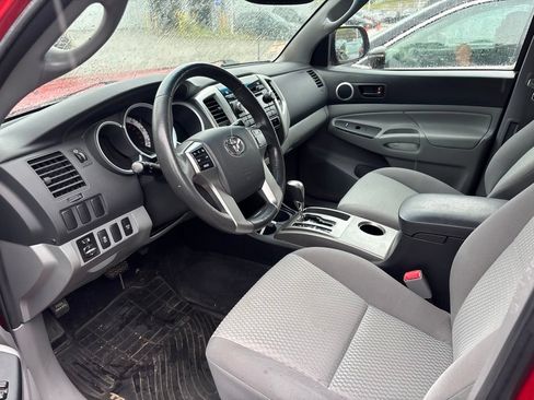 Used 2012 Toyota Tacoma 4x4 Access Cab w/ SR5 Pkg image 6