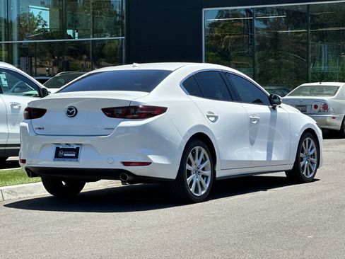 Used 2020 MAZDA MAZDA3 Sedan w/ Premium Package FWD image 3