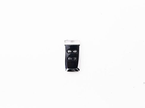 Used 2016 Aston Martin DB9 GT image 99