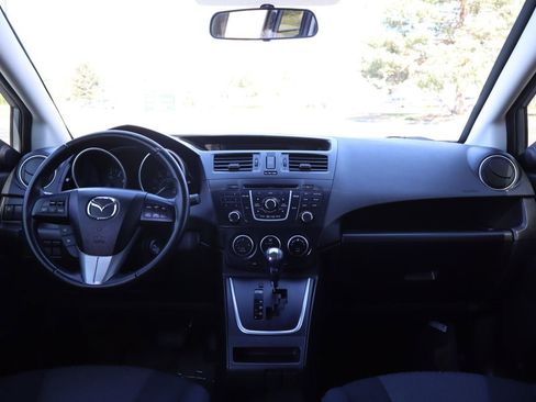 Used 2012 MAZDA MAZDA5 Touring w/ Moonroof & Audio Pkg image 16