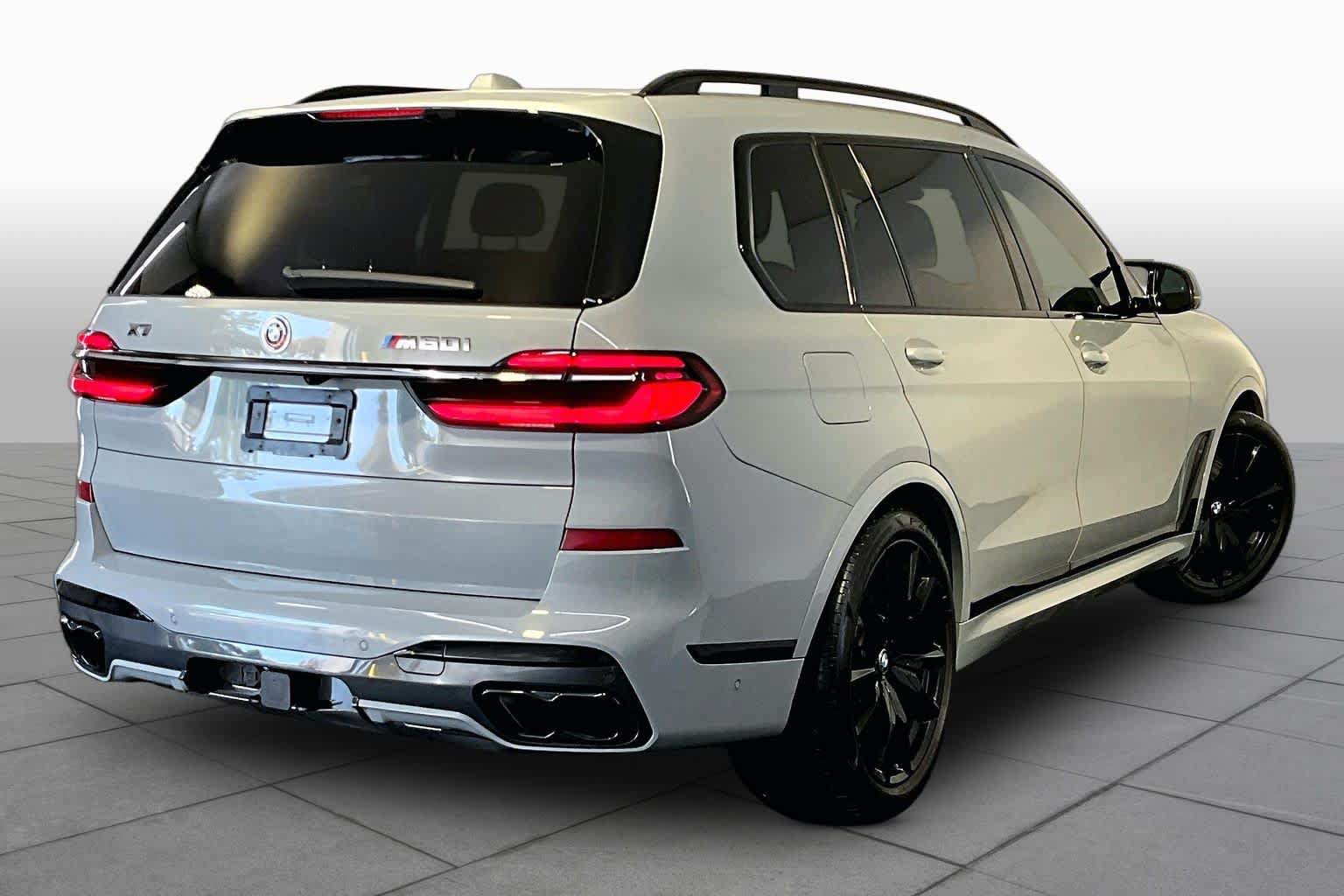 Used 2023 BMW X7 M60i w/ Executive Package AWD/4WD image 13
