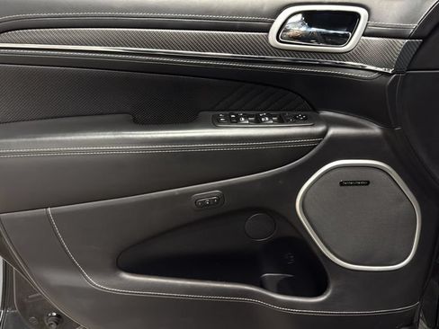 Used 2018 Jeep Grand Cherokee SRT AWD/4WD image 21