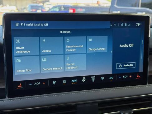 Used 2025 Lincoln Corsair Grand Touring w/ Equipment Group 302A AWD/4WD image 19