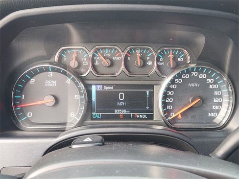 Used 2018 Chevrolet Silverado 1500 LT w/ Texas Edition image 17