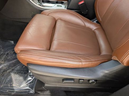 Used 2021 Subaru Ascent Touring image 12