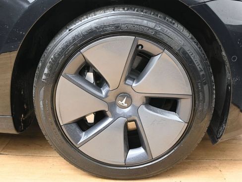 Used 2022 Tesla Model 3 RWD image 13