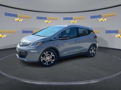 Used 2019 Chevrolet Bolt Premier w/ Infotainment Package image 5