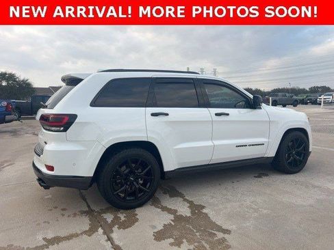 Used 2018 Jeep Grand Cherokee Summit w/ Skid Plate Group image 3