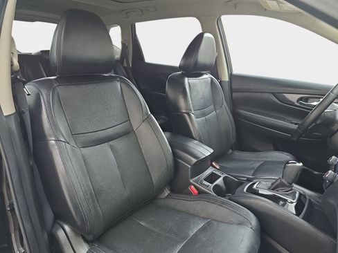 Used 2017 Nissan Rogue SL w/ SL Premium Package AWD/4WD image 12