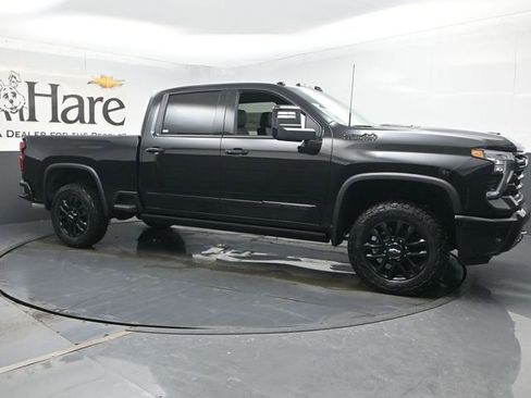 New 2026 Chevrolet Silverado 2500 High Country w/ High Country Premium Package AWD/4WD image 6
