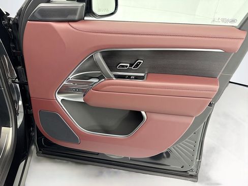 New 2026 Land Rover Range Rover SE AWD/4WD image 25