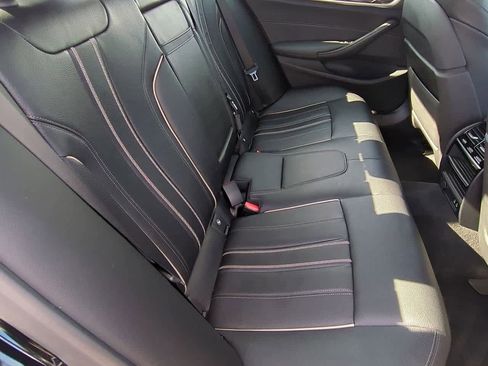 Used 2020 BMW 540i xDrive 540i xDrive image 19