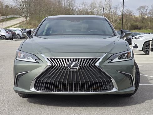 Used 2019 Lexus ES 350 350 w/ Premium Package image 3
