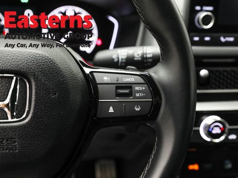 Used 2025 Honda Civic Sport image 16