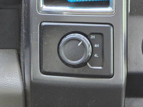 Used 2016 Ford F150 XLT AWD/4WD image 37