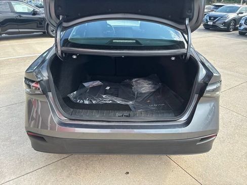 Used 2026 Nissan Sentra S w/ Floor Mat Package FWD image 8