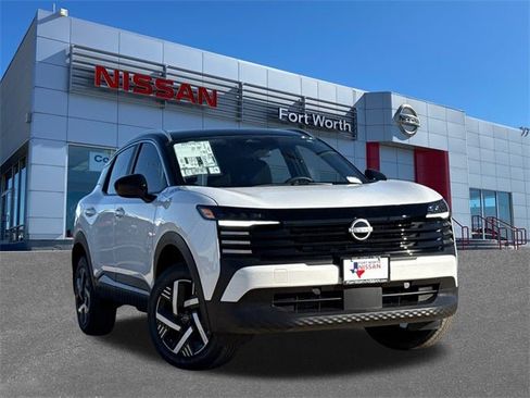 New 2026 Nissan Kicks SV image 1