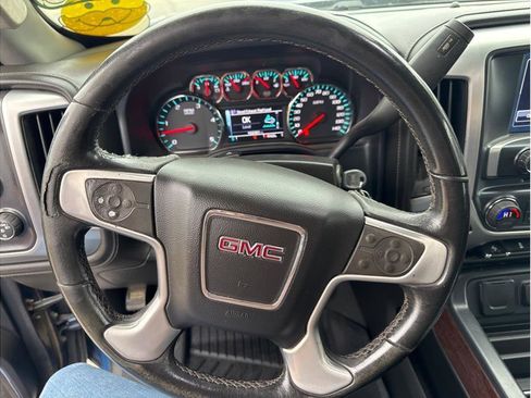 Used 2019 GMC Sierra 2500 SLT w/ Duramax Plus Package AWD/4WD image 16