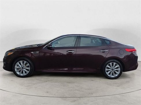 Used 2018 Kia Optima EX w/ Premium Package image 2