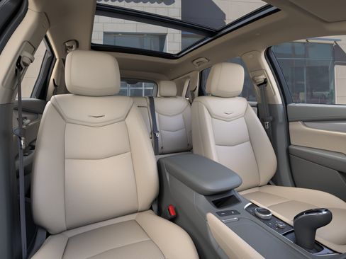 New 2026 Cadillac XT5 Premium Luxury w/ Driver Assist Package FWD image 16