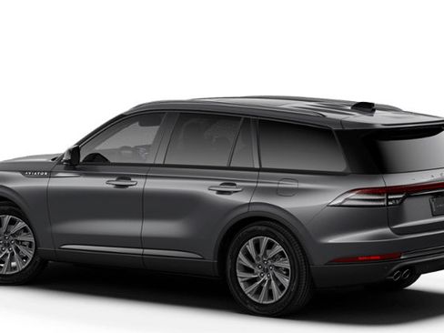 New 2027 Lincoln Aviator AWD image 2