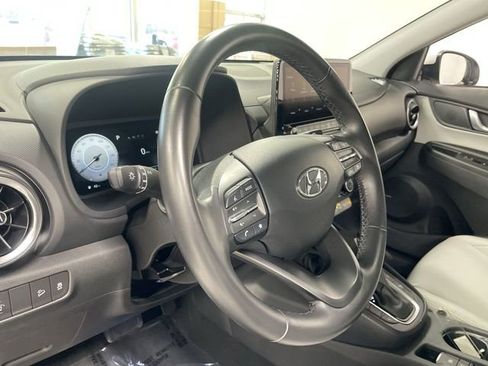Used 2022 Hyundai Kona Limited AWD/4WD image 14
