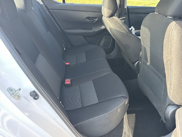 Used 2025 Nissan Sentra SV FWD image 12