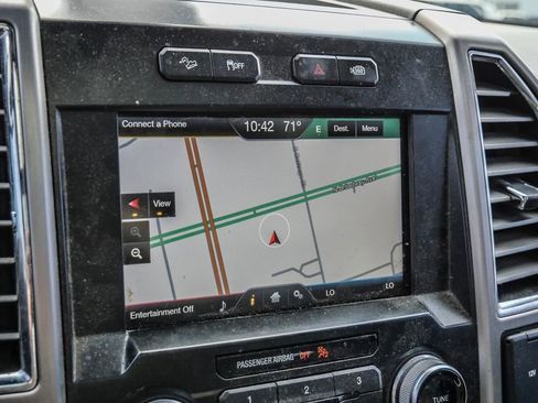 Used 2015 Ford F150 Platinum w/ Equipment Group 701A Luxury image 33