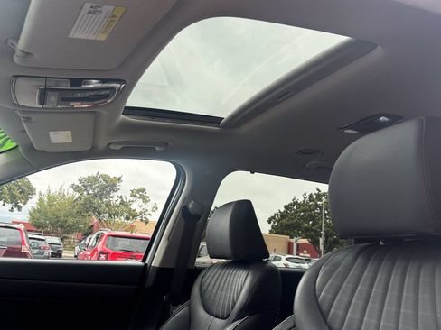 Used 2024 Hyundai Palisade Limited FWD image 14