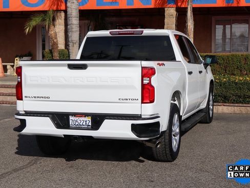 Used 2020 Chevrolet Silverado 1500 Custom w/ Trailering Package image 10