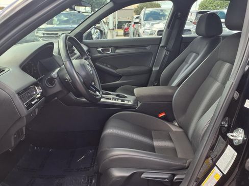 Used 2025 Honda Civic Sport image 17